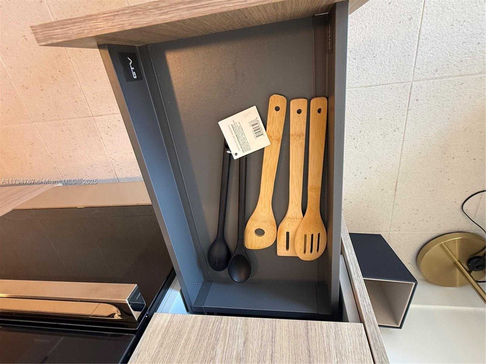 Small Image of 601 NORTH EAST 1 AVE #3108, Miami Number 26