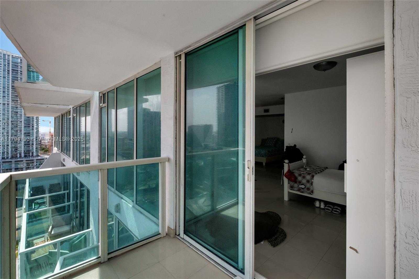 Small Image of 41 SOUTH EAST 5TH ST #1210, Miami Number 5