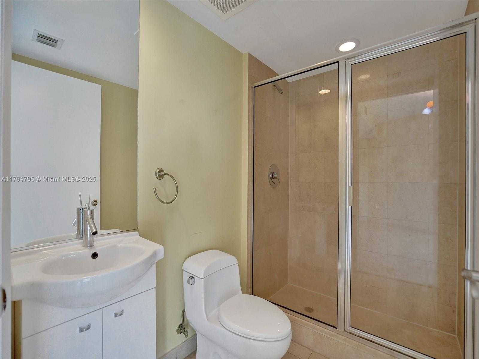 Small Image of 17201 COLLINS AVE #1704, Sunny Isles Beach Number 20