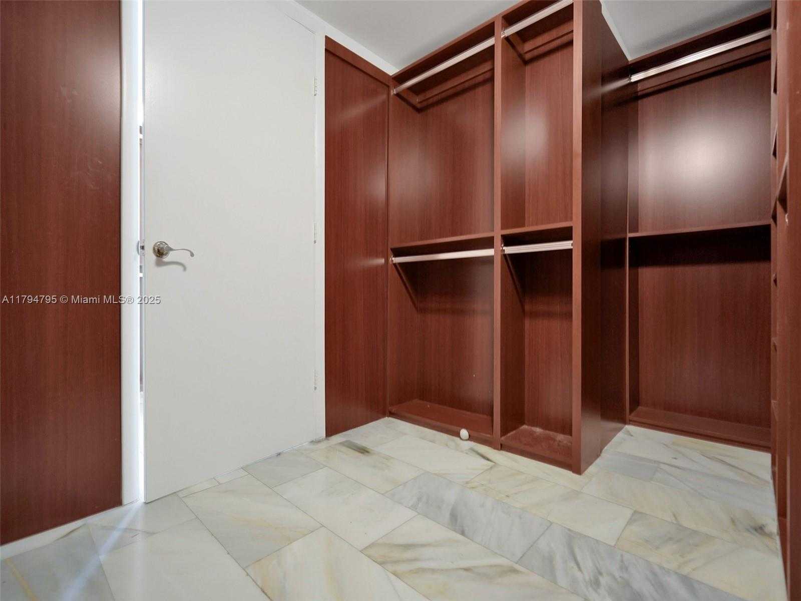 Small Image of 17201 COLLINS AVE #1704, Sunny Isles Beach Number 31