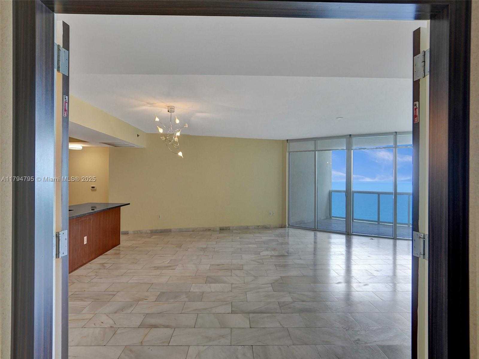 Small Image of 17201 COLLINS AVE #1704, Sunny Isles Beach Number 9