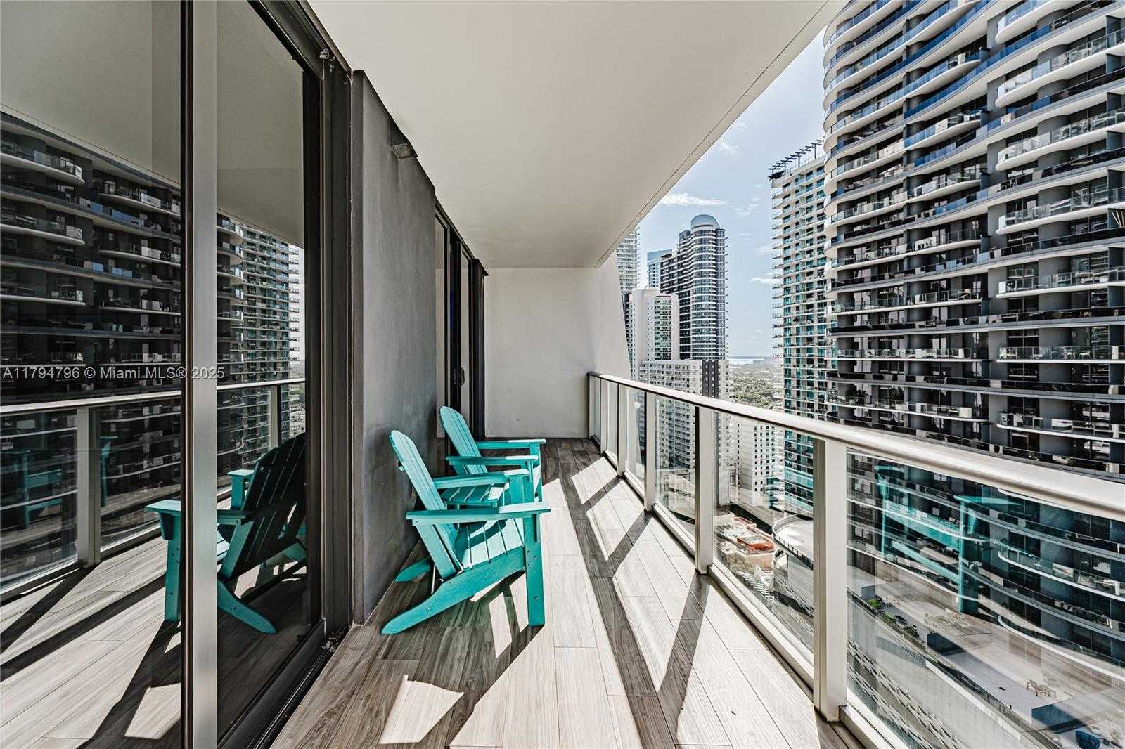 Small Image of 1010 BRICKELL AVE #2709, Miami Number 12