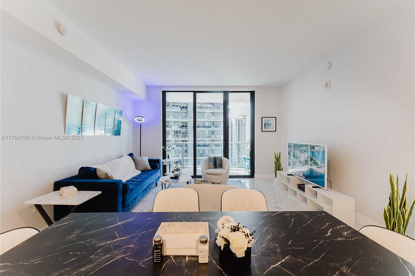 Small Image of 1010 BRICKELL AVE #2709, Miami Number 2