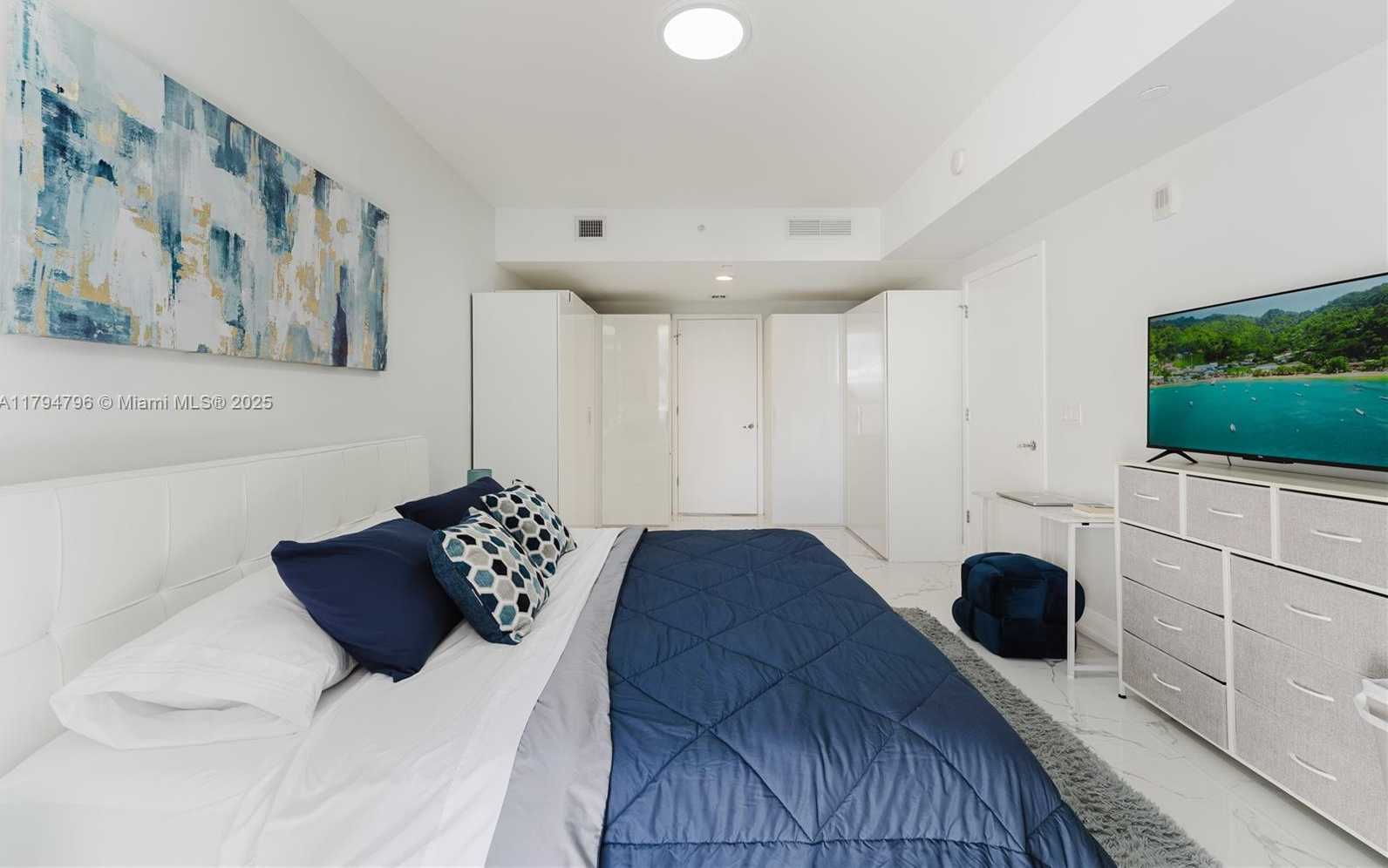 Small Image of 1010 BRICKELL AVE #2709, Miami Number 20