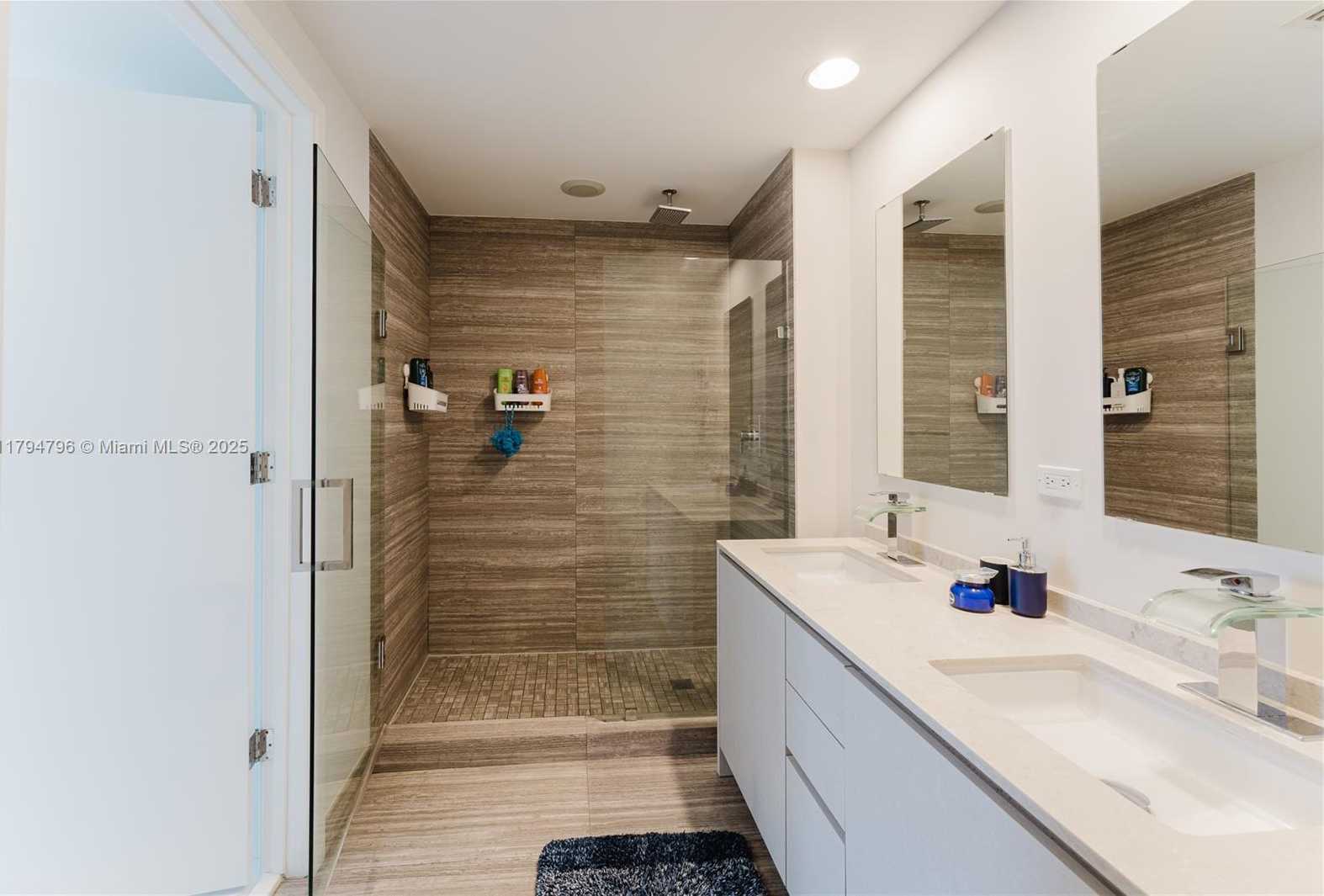 Small Image of 1010 BRICKELL AVE #2709, Miami Number 23
