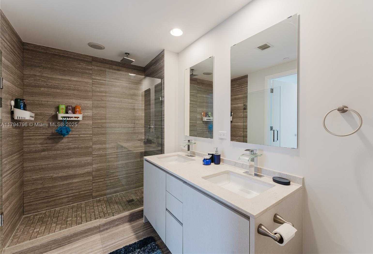 Small Image of 1010 BRICKELL AVE #2709, Miami Number 24