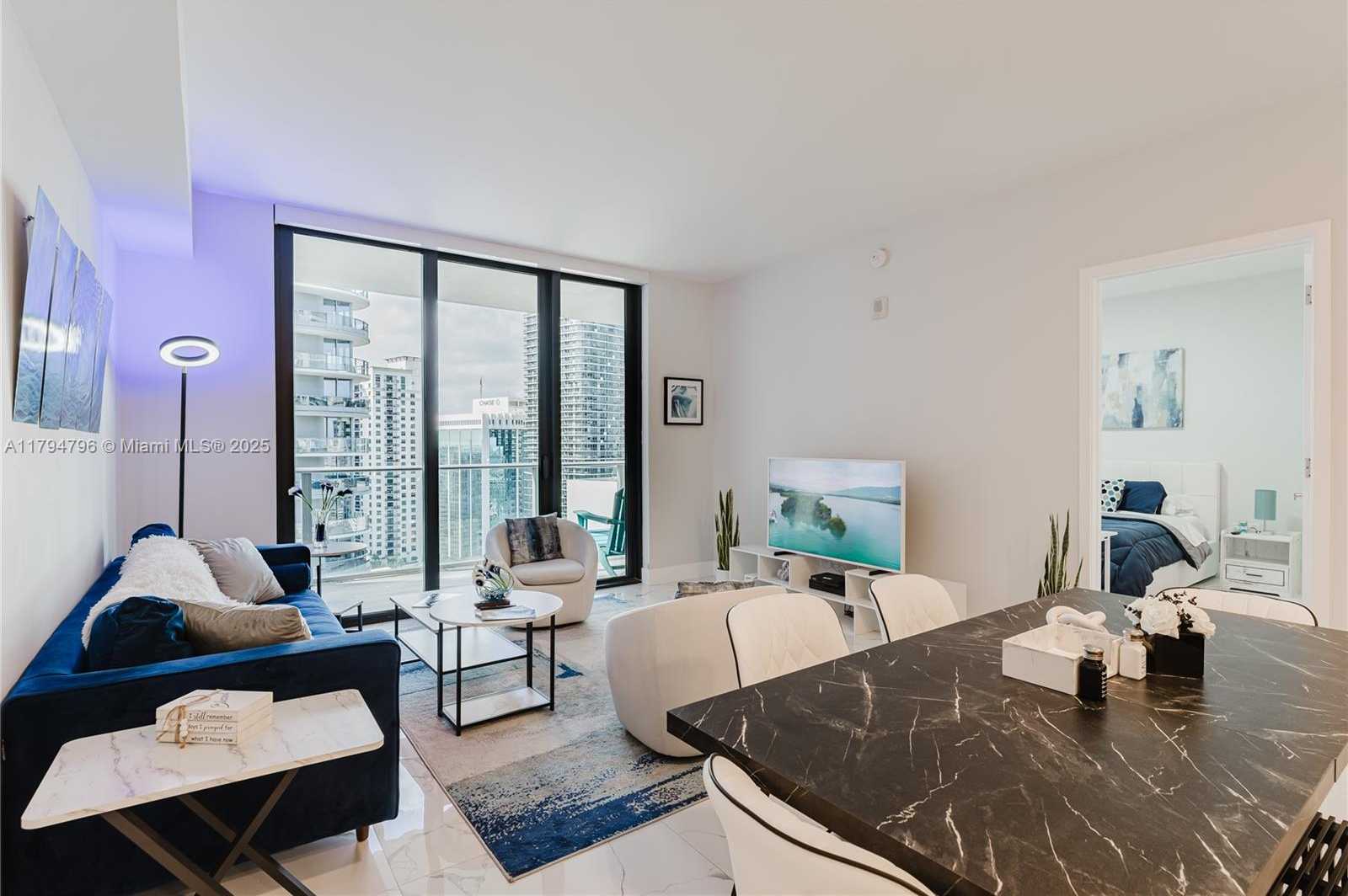 Small Image of 1010 BRICKELL AVE #2709, Miami Number 3