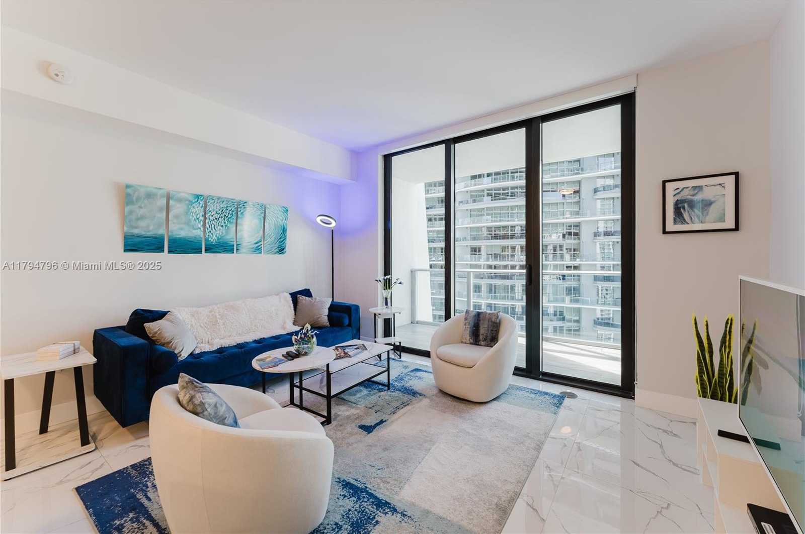 Small Image of 1010 BRICKELL AVE #2709, Miami Number 4