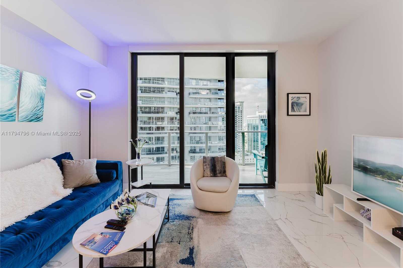 Small Image of 1010 BRICKELL AVE #2709, Miami Number 6