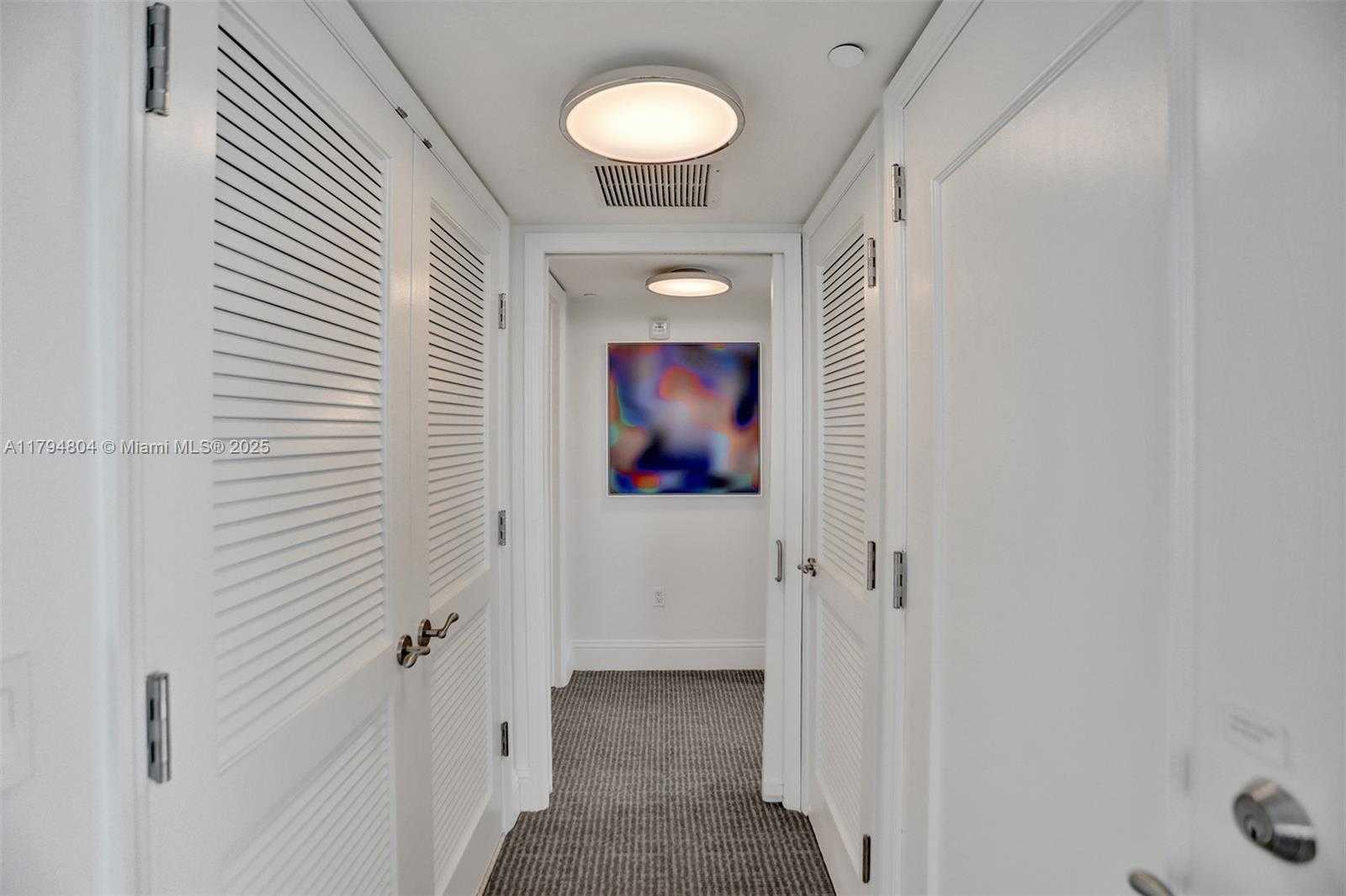 Small Image of 4401 COLLINS AVE #814, Miami Beach Number 18