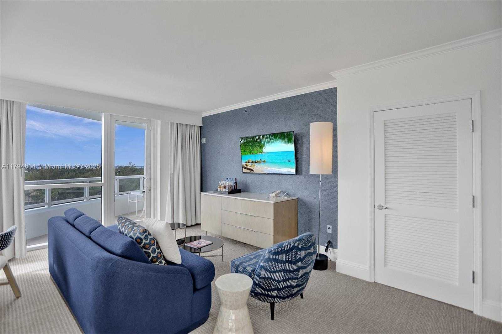 Small Image of 4401 COLLINS AVE #814, Miami Beach Number 4