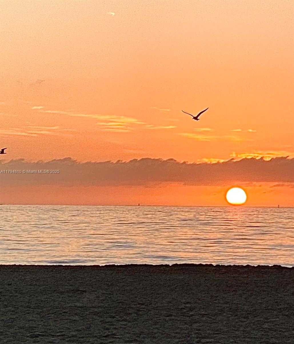 Small Image of 401 OCEAN DR #324, Miami Beach Number 27