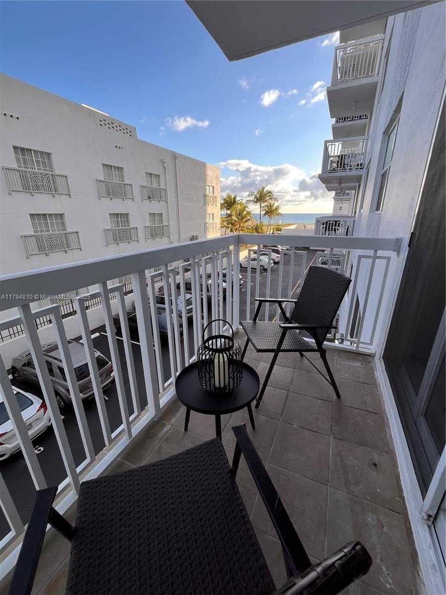 Small Image of 401 OCEAN DR #324, Miami Beach Number 7