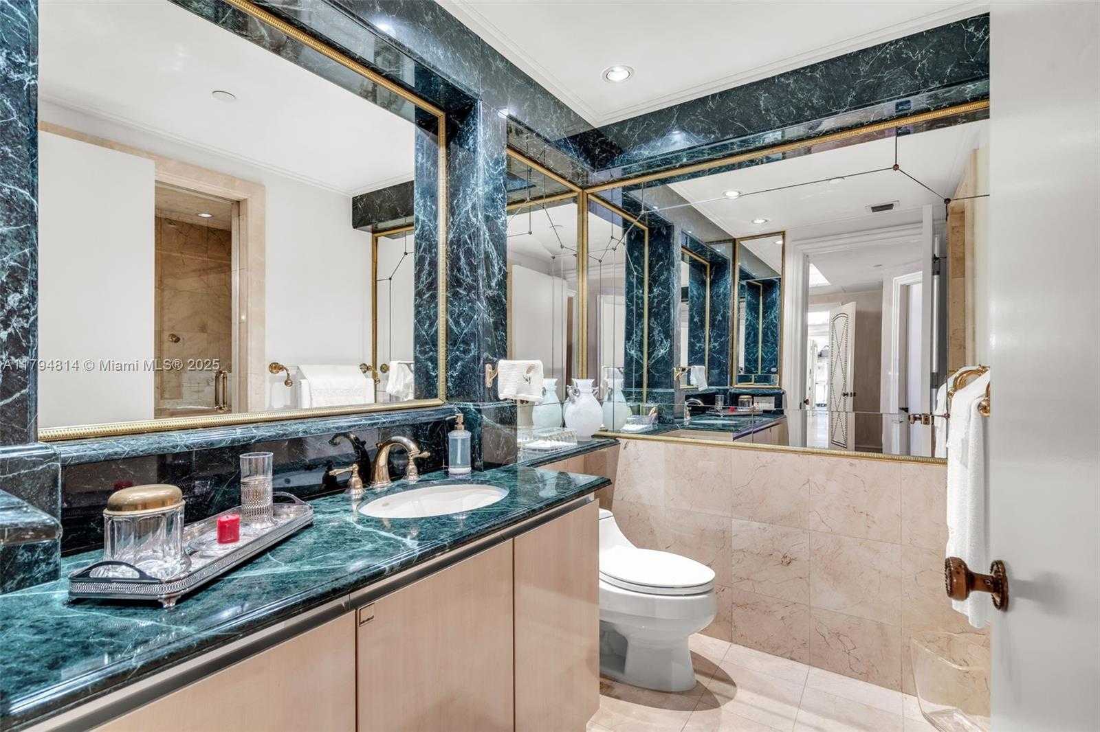 Small Image of 445 GRAND BAY DR #1001, Key Biscayne Number 32