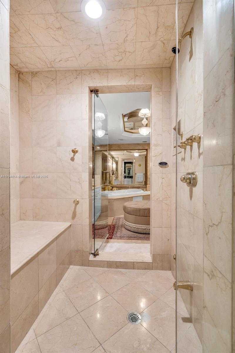 Small Image of 445 GRAND BAY DR #1001, Key Biscayne Number 37