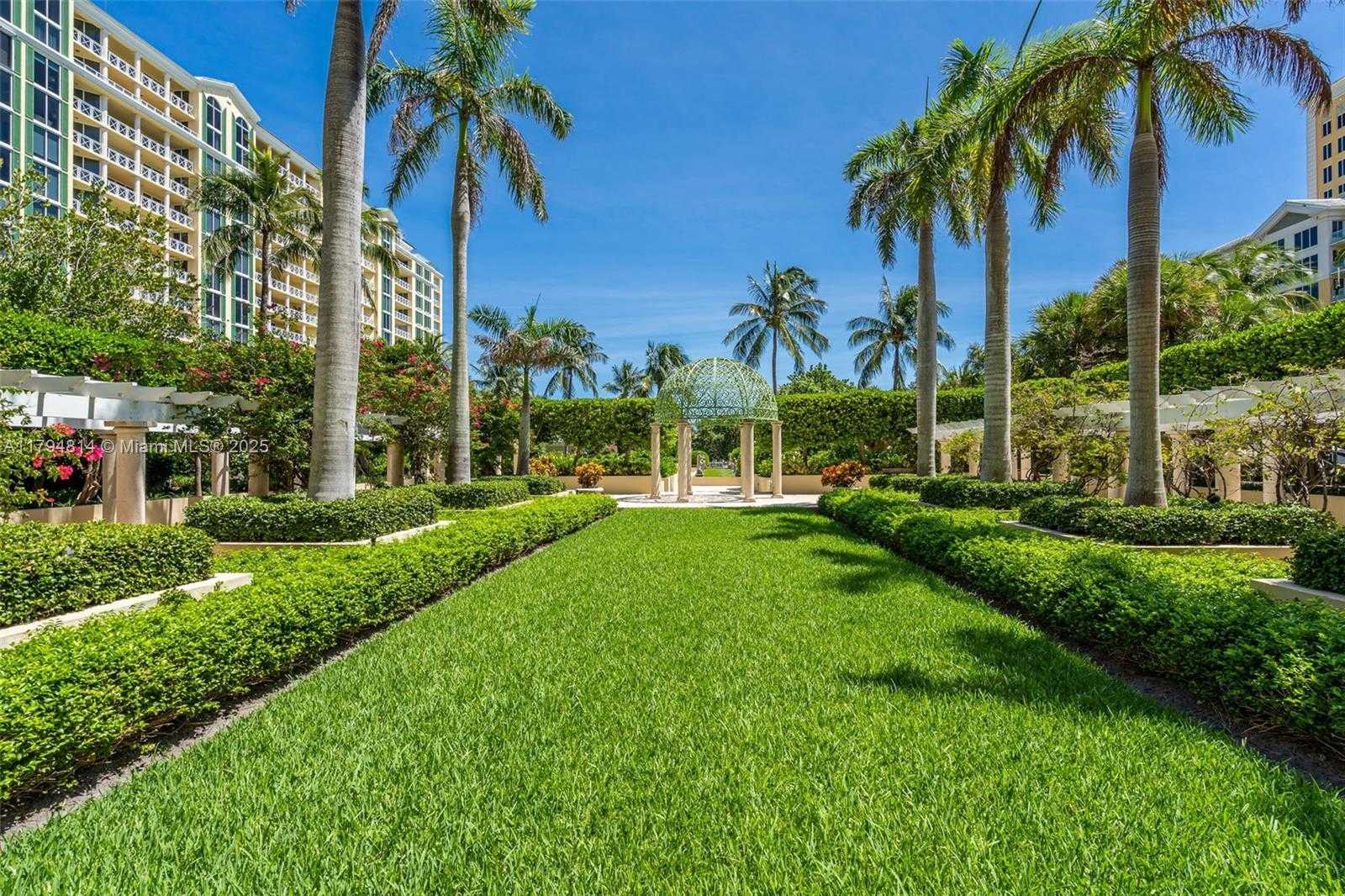 Small Image of 445 GRAND BAY DR #1001, Key Biscayne Number 56