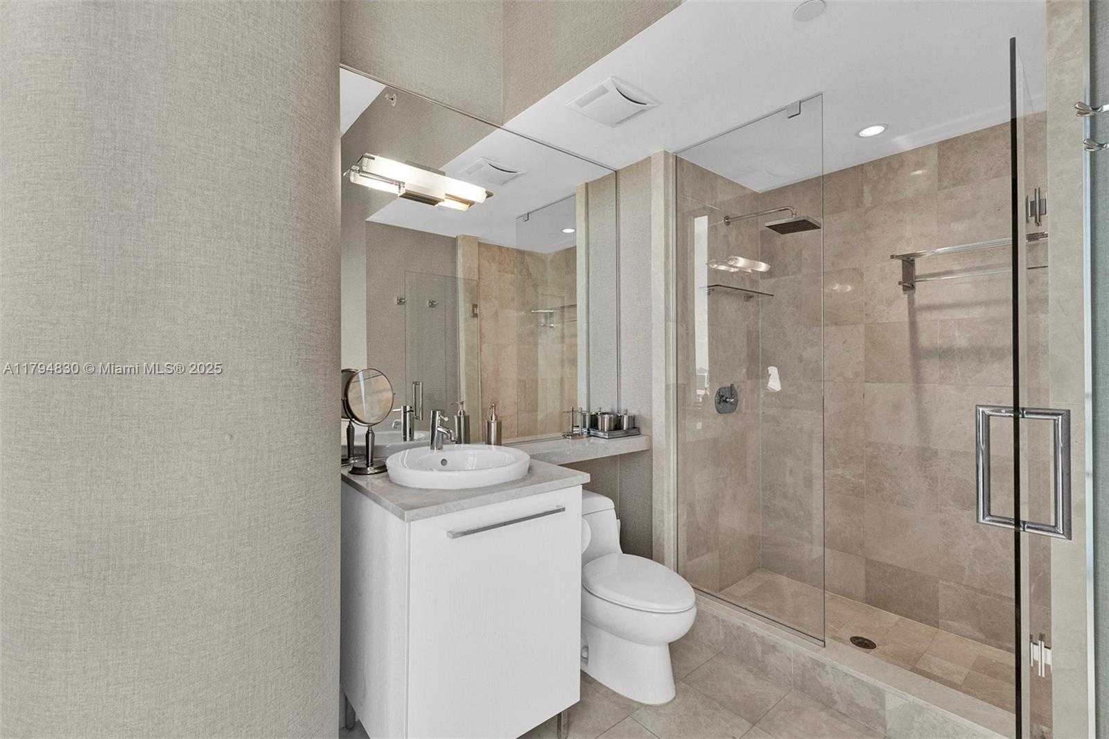 Small Image of 17121 COLLINS AVE #2608, Sunny Isles Beach Number 17