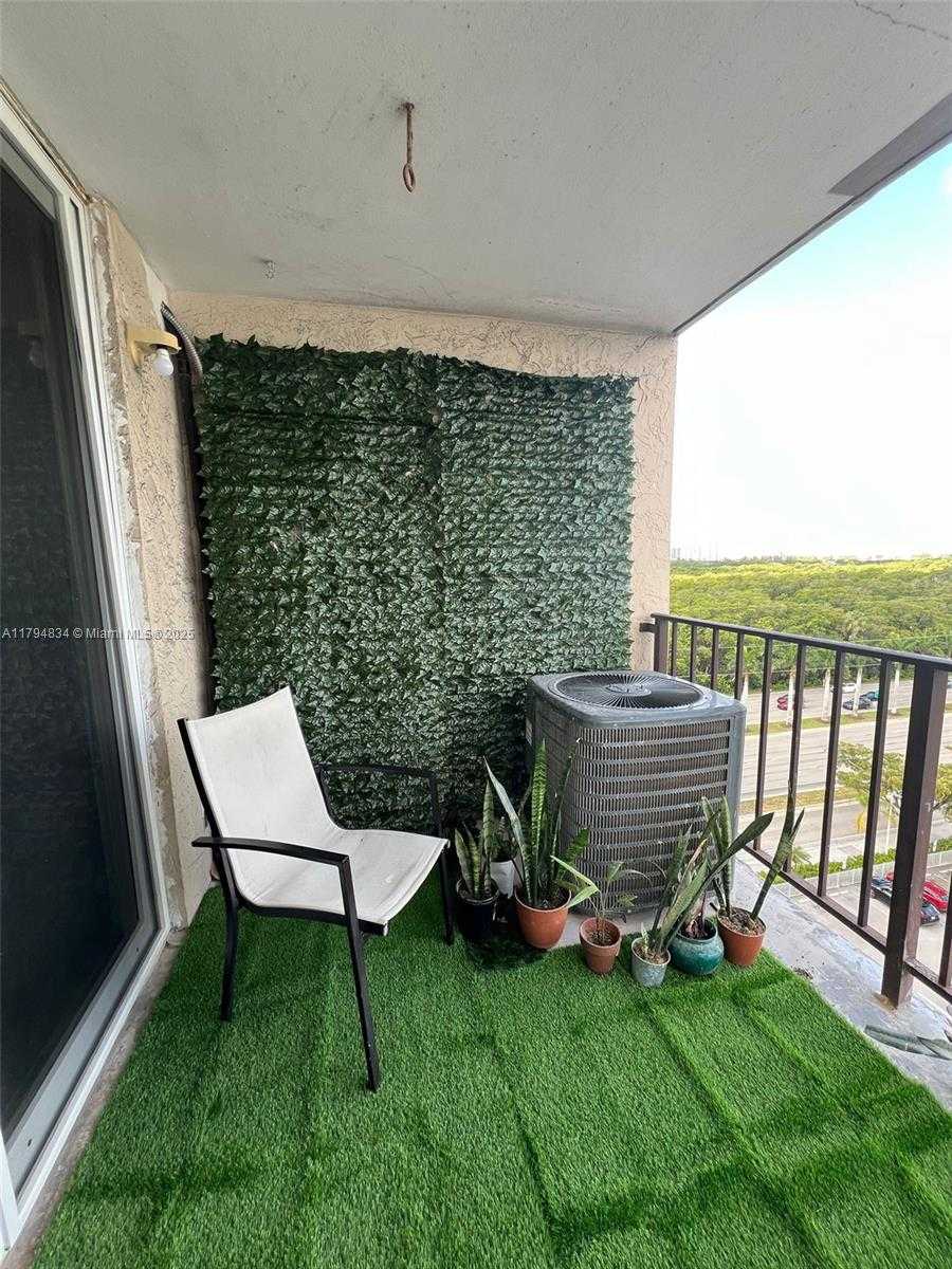 Small Image of 2903 NORTH MIAMI BEACH BLVD #1003, North Miami Beach Number 10