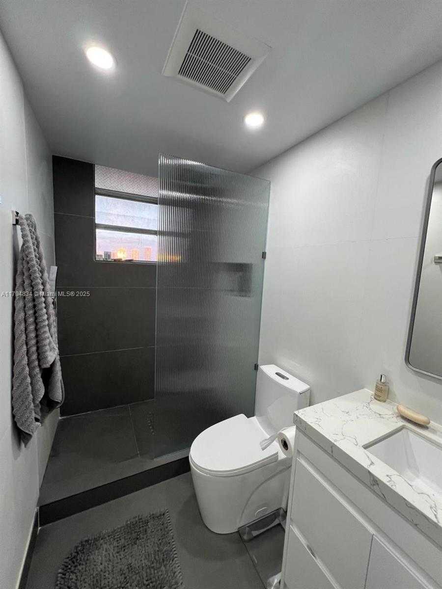 Small Image of 2903 NORTH MIAMI BEACH BLVD #1003, North Miami Beach Number 9