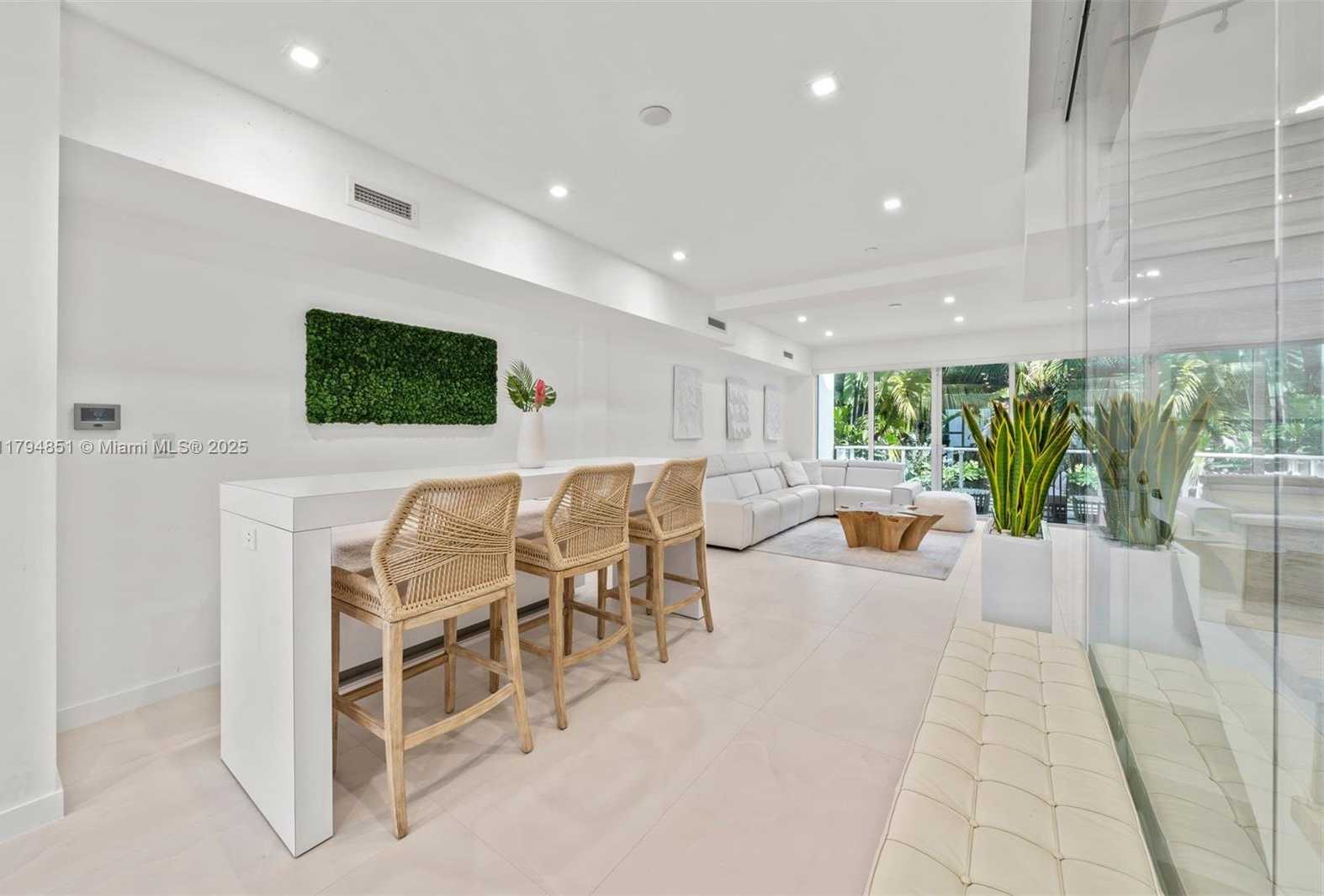 Small Image of 455 NORTH EAST 39TH ST #304, Miami Number 13