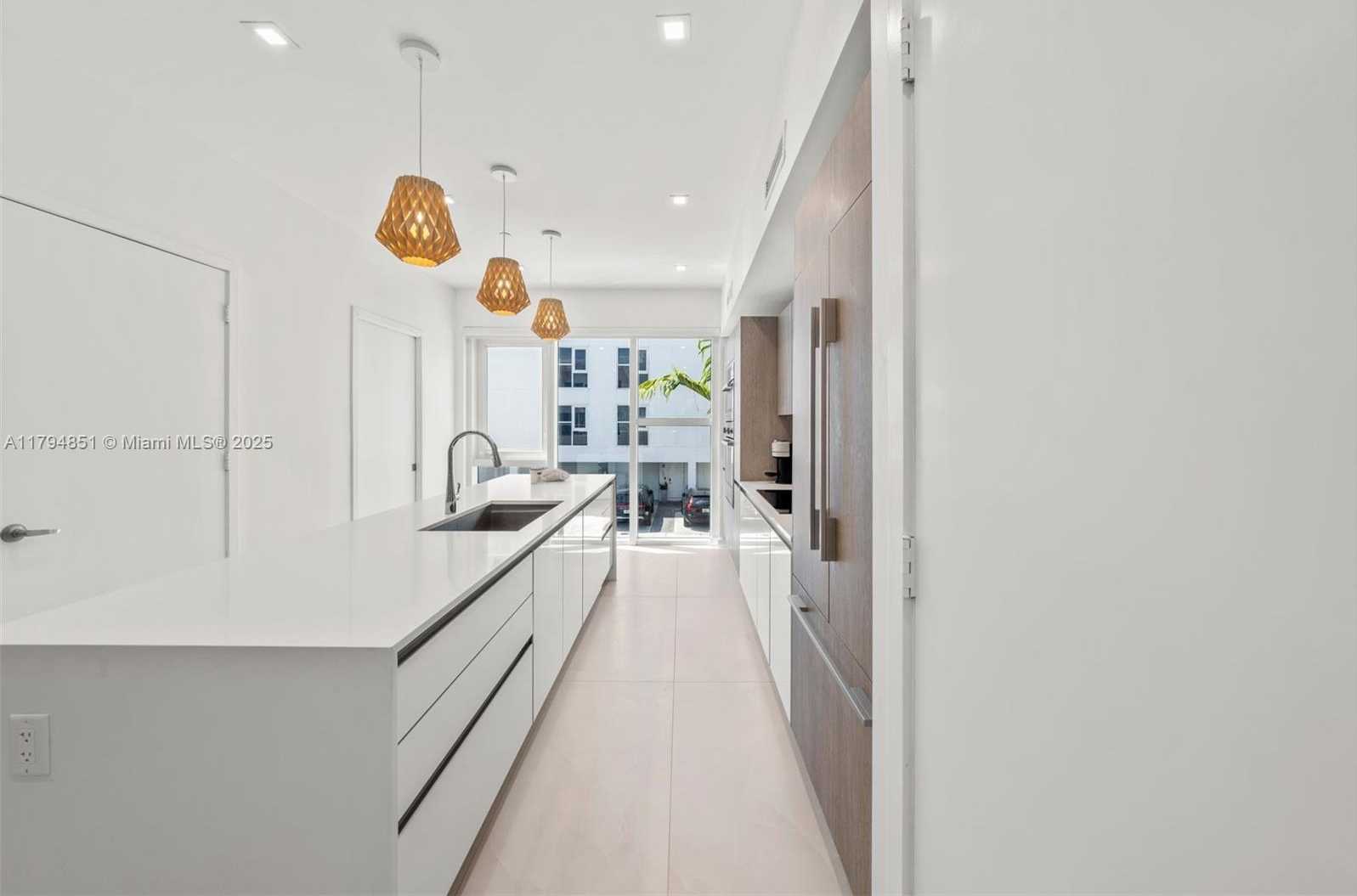Small Image of 455 NORTH EAST 39TH ST #304, Miami Number 23