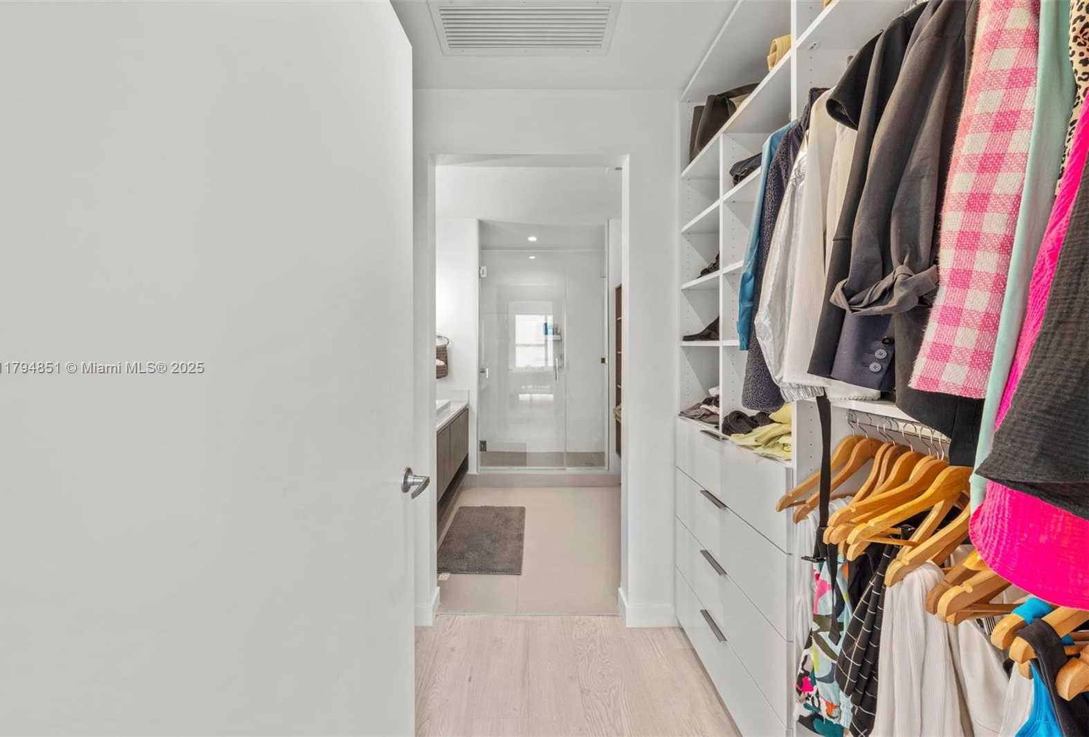 Small Image of 455 NORTH EAST 39TH ST #304, Miami Number 31
