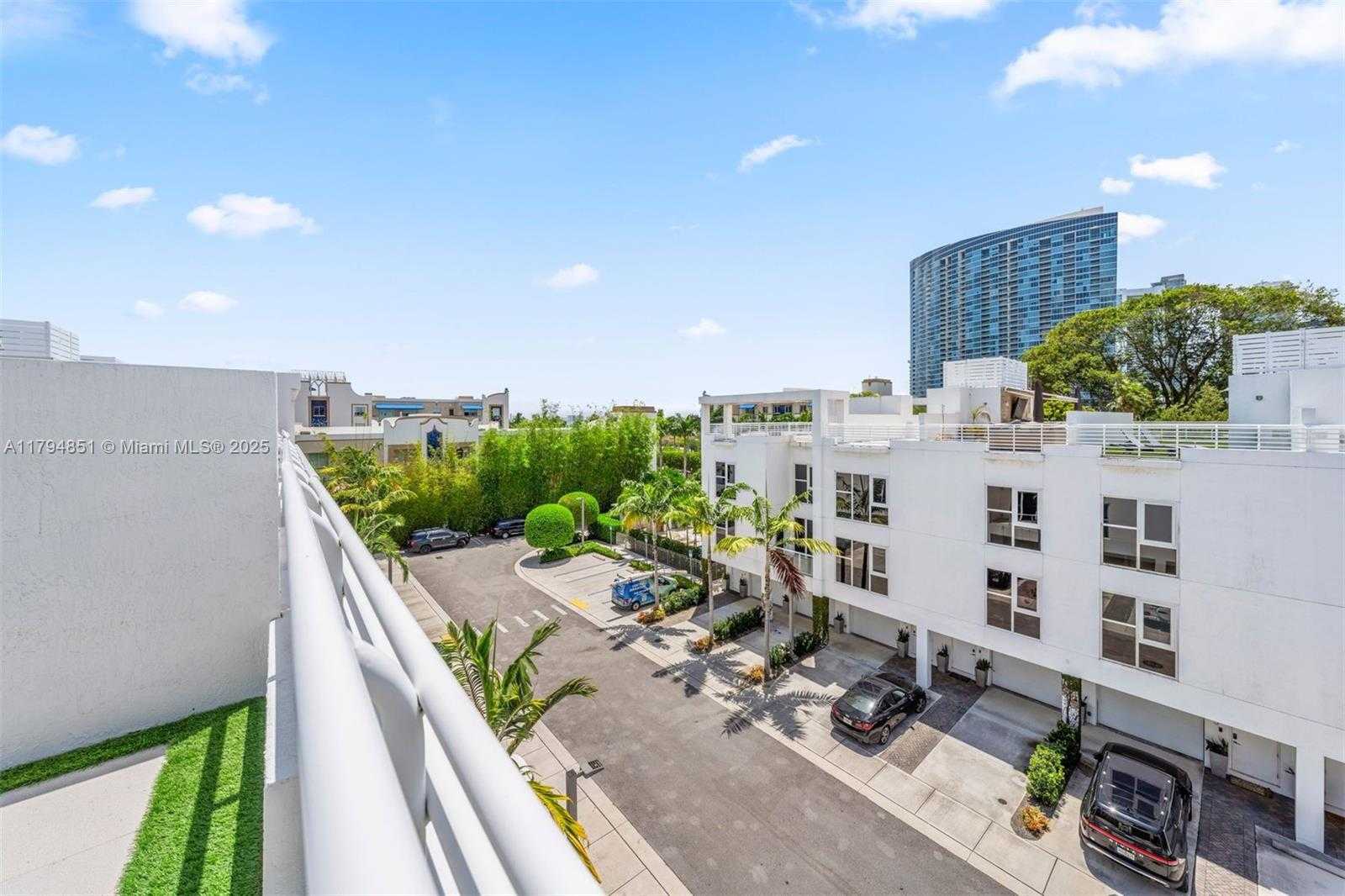 Small Image of 455 NORTH EAST 39TH ST #304, Miami Number 38