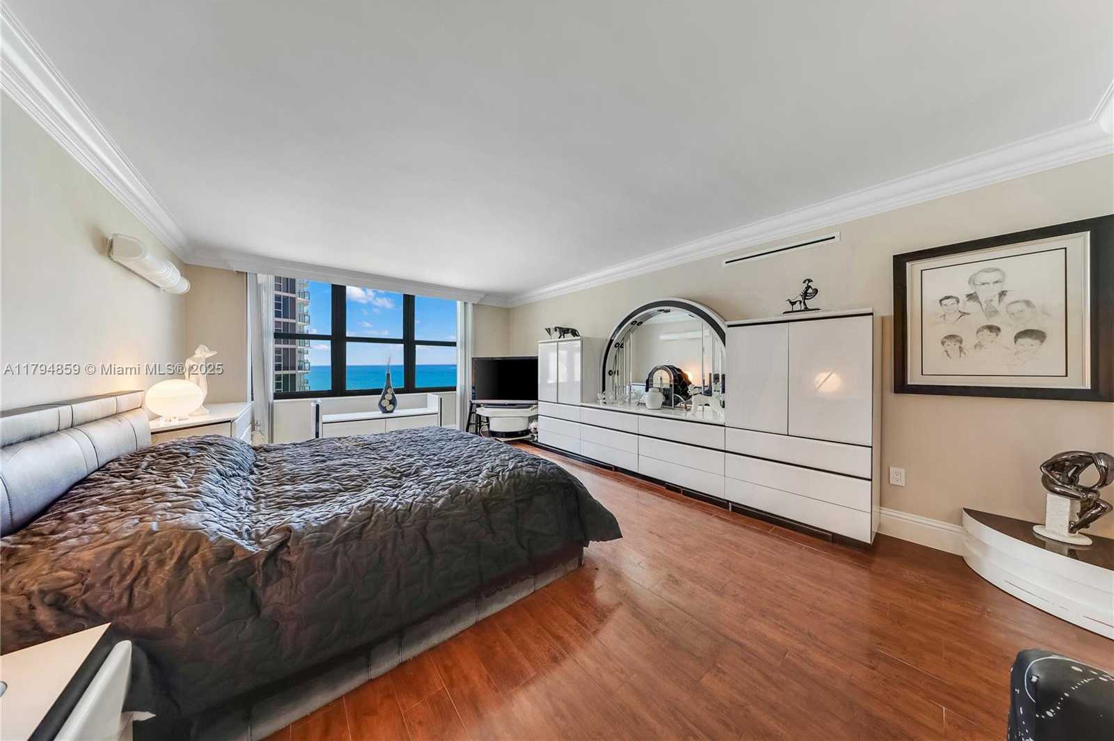 Small Image of 9801 COLLINS AVE #6A Oceanfront, Bal Harbour Number 10