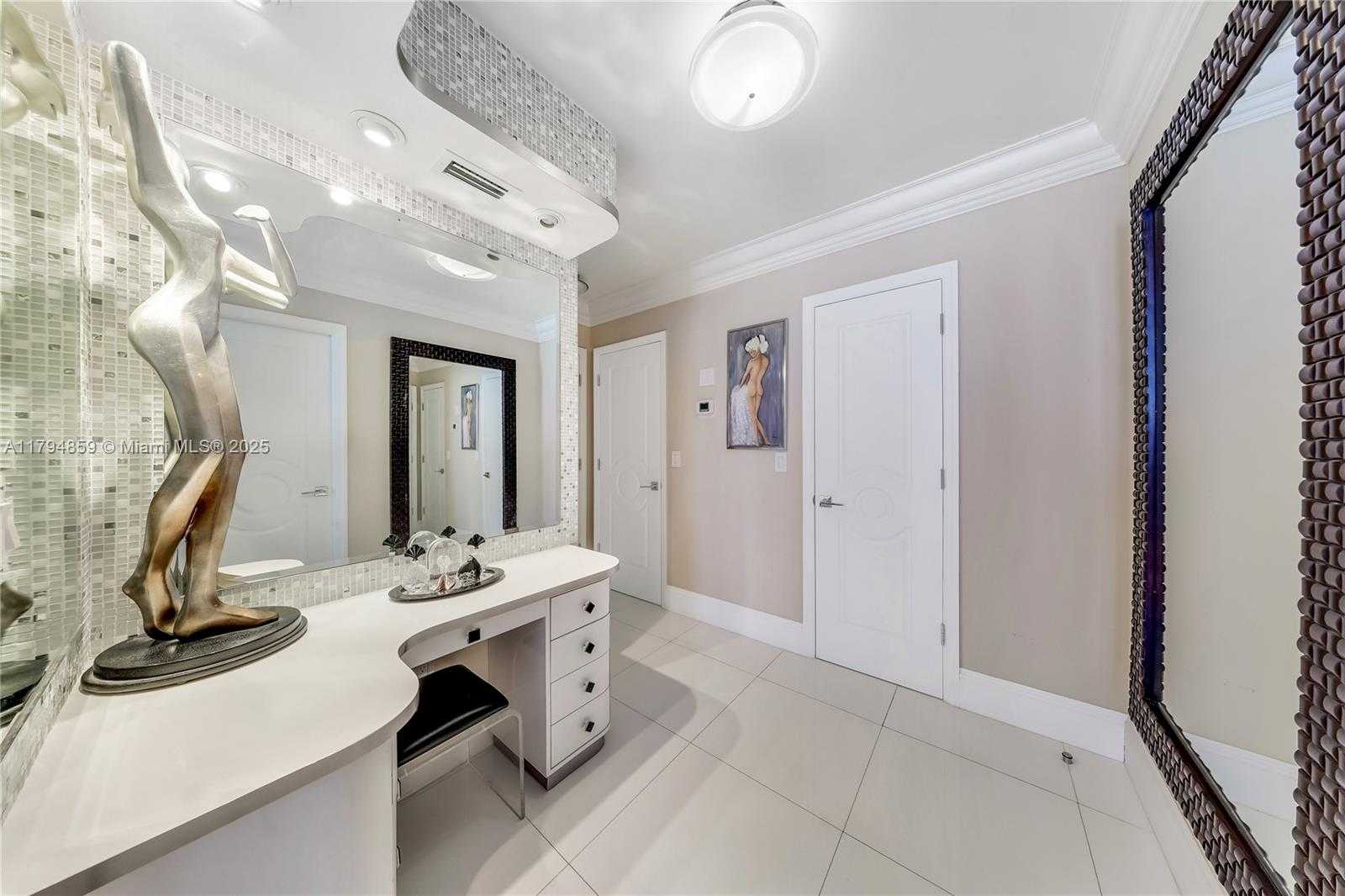 Small Image of 9801 COLLINS AVE #6A Oceanfront, Bal Harbour Number 9