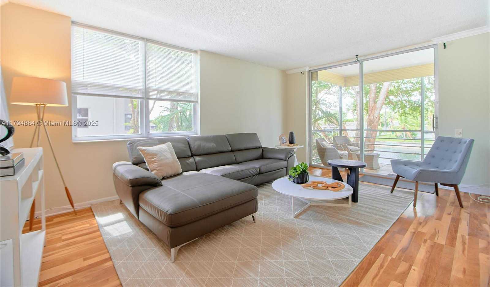 Small Image of 9150 LIME BAY BLVD #201, Tamarac Number 12