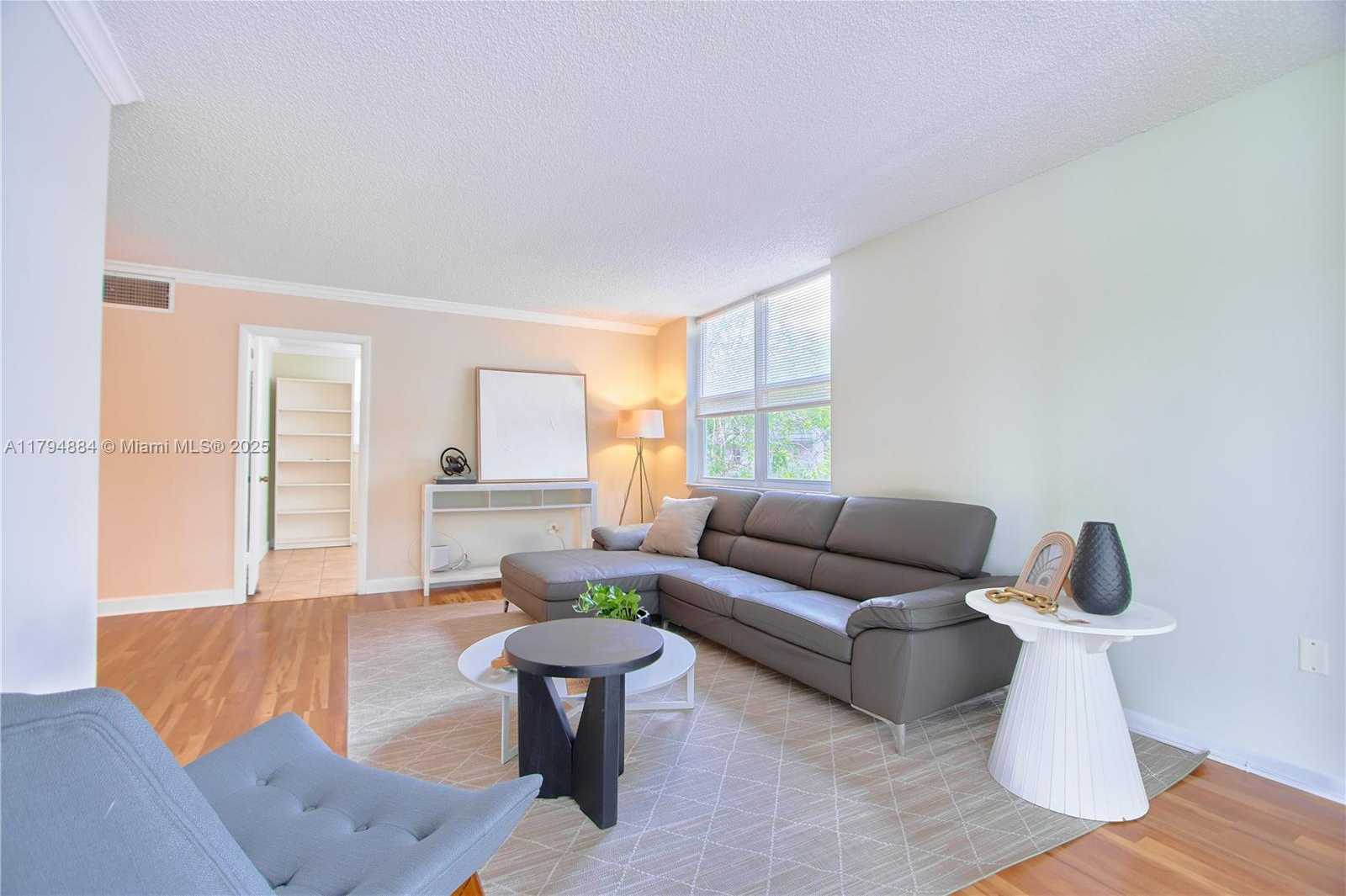 Small Image of 9150 LIME BAY BLVD #201, Tamarac Number 13