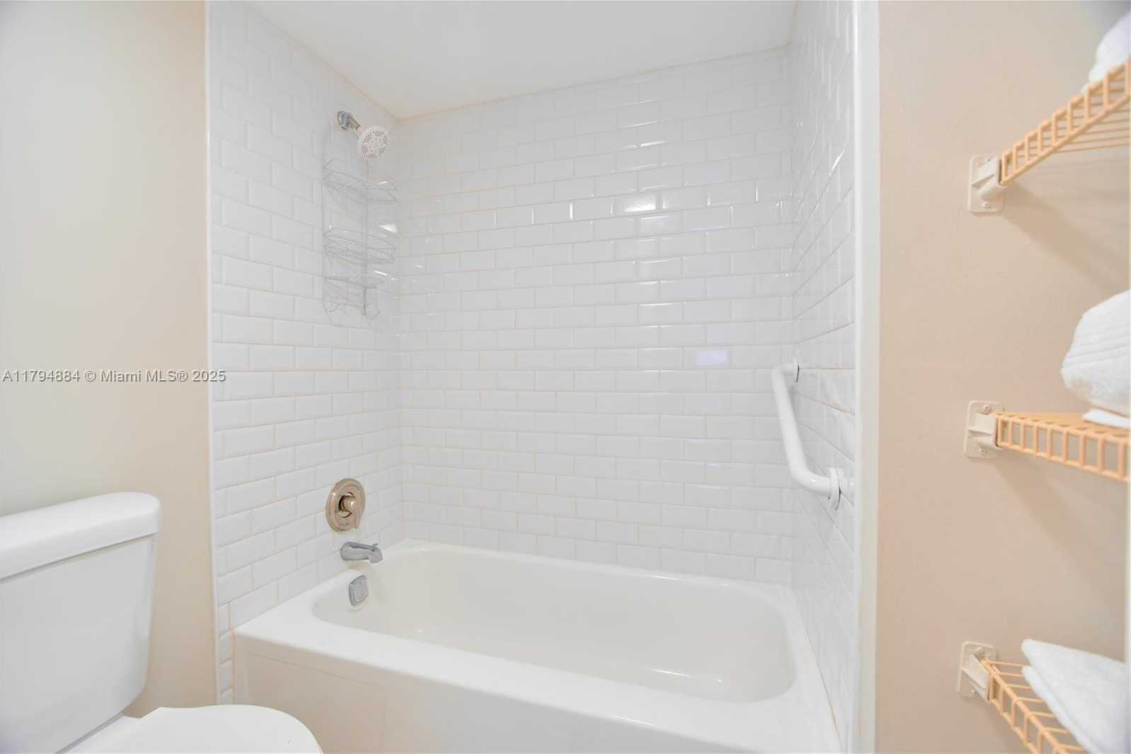 Small Image of 9150 LIME BAY BLVD #201, Tamarac Number 20