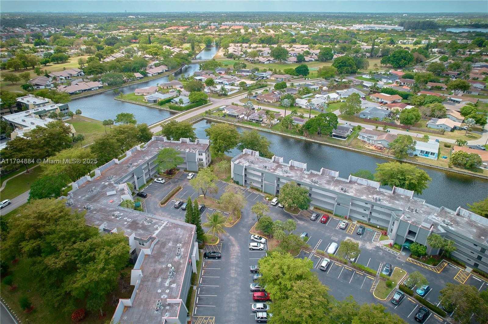 Small Image of 9150 LIME BAY BLVD #201, Tamarac Number 33