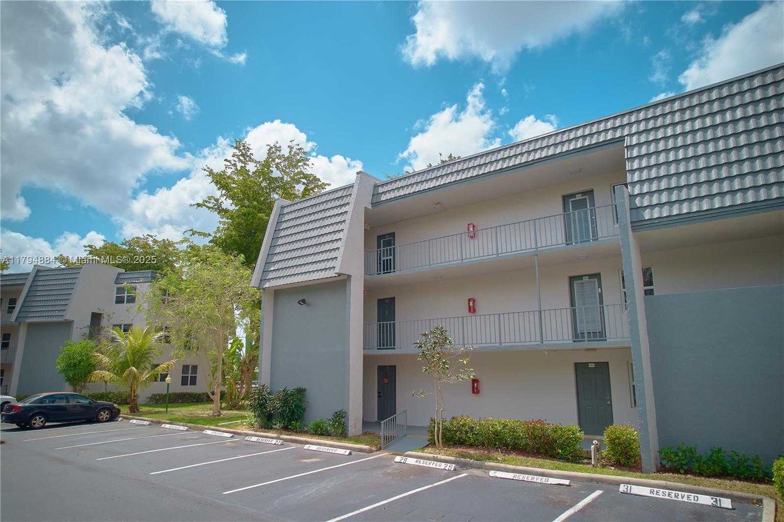 Small Image of 9150 LIME BAY BLVD #201, Tamarac Number 34