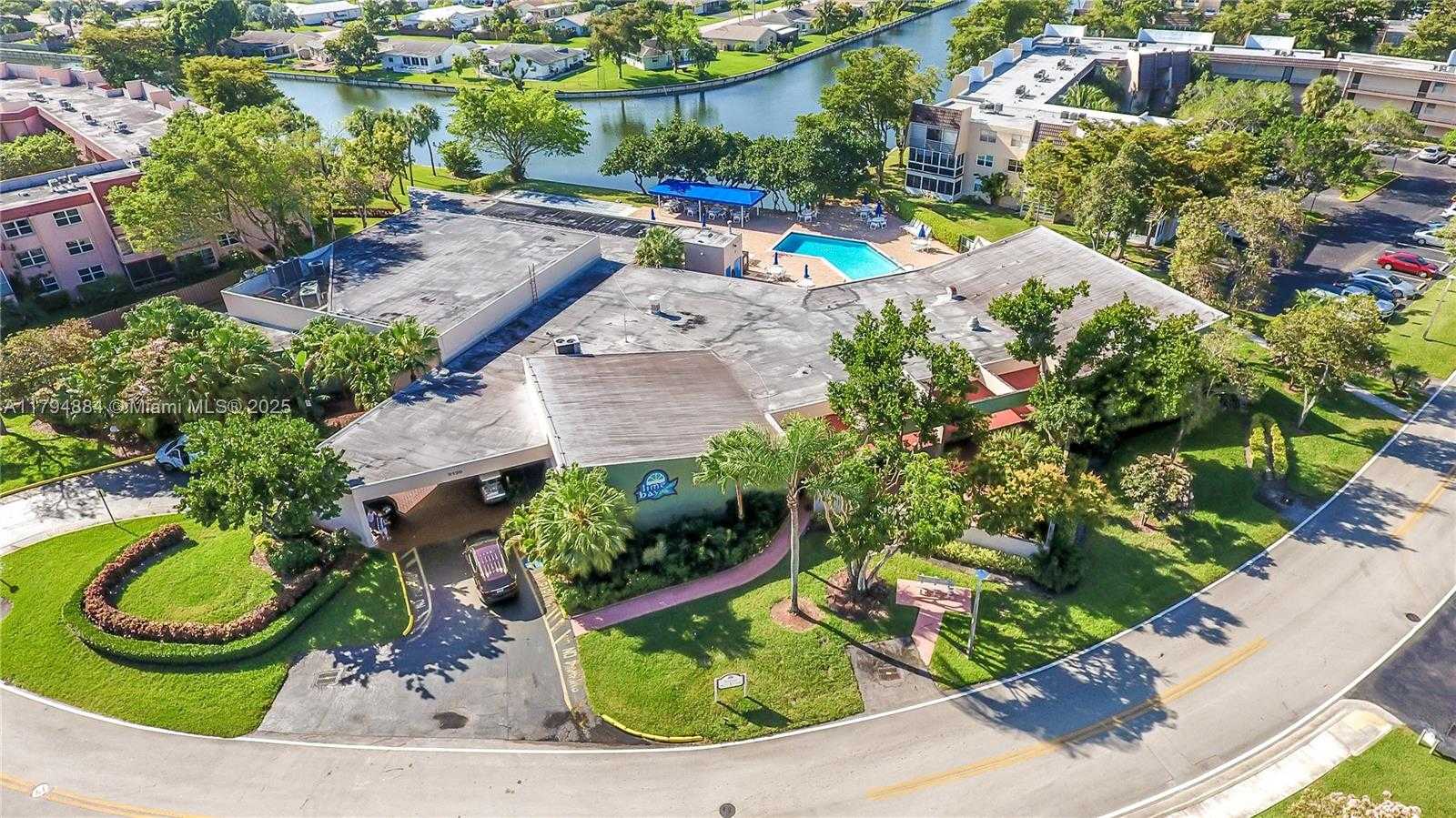Small Image of 9150 LIME BAY BLVD #201, Tamarac Number 35