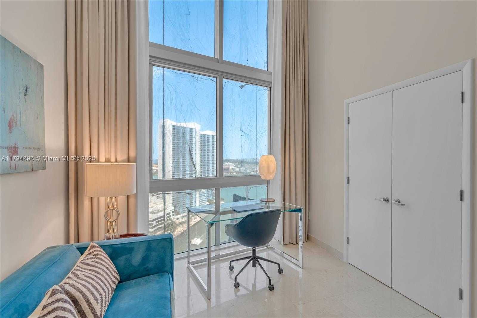 Small Image of 465 BRICKELL AVE #2801, Miami Number 26