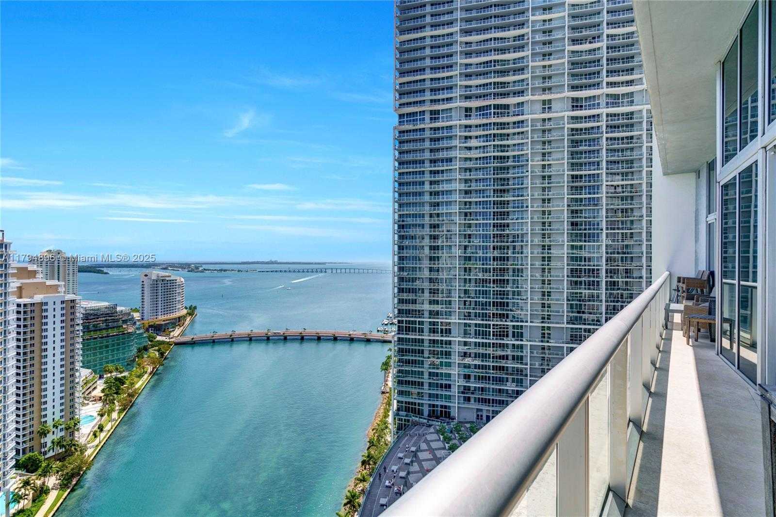 Small Image of 465 BRICKELL AVE #2801, Miami Number 3