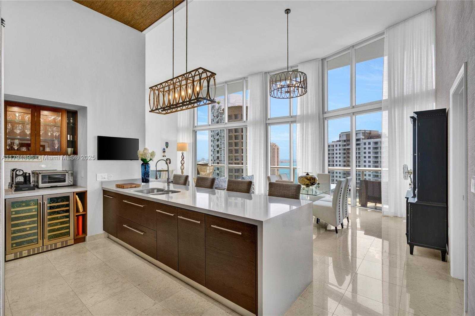 Small Image of 465 BRICKELL AVE #2801, Miami Number 4