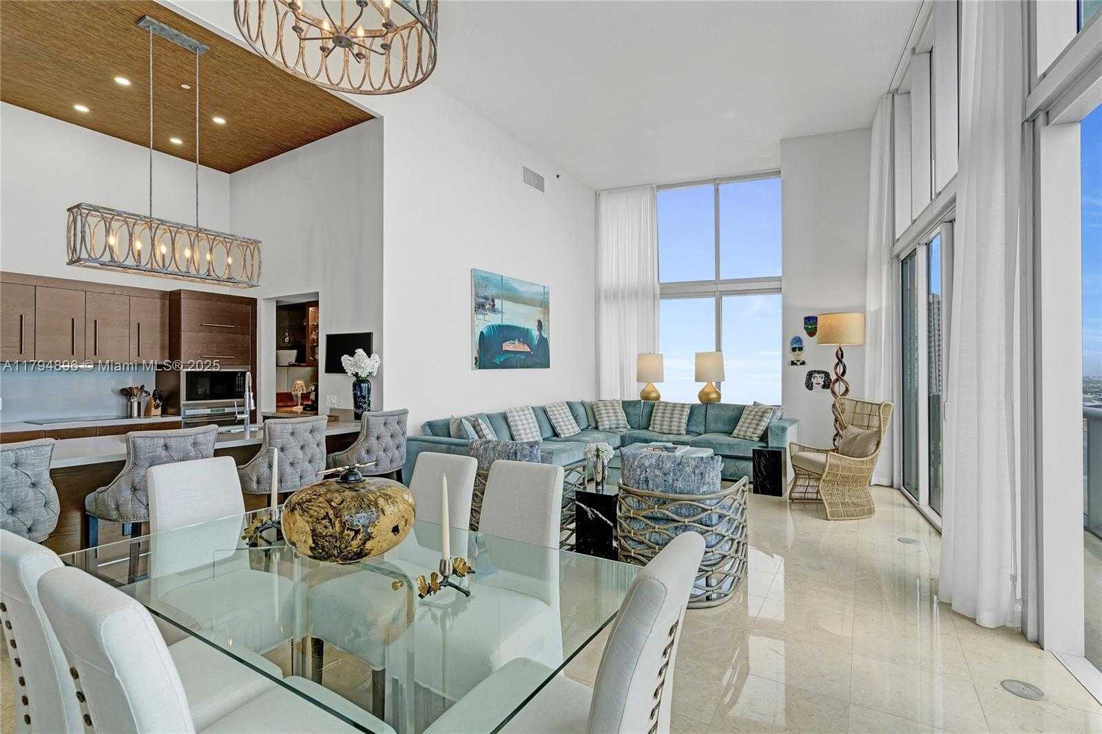 Small Image of 465 BRICKELL AVE #2801, Miami Number 8