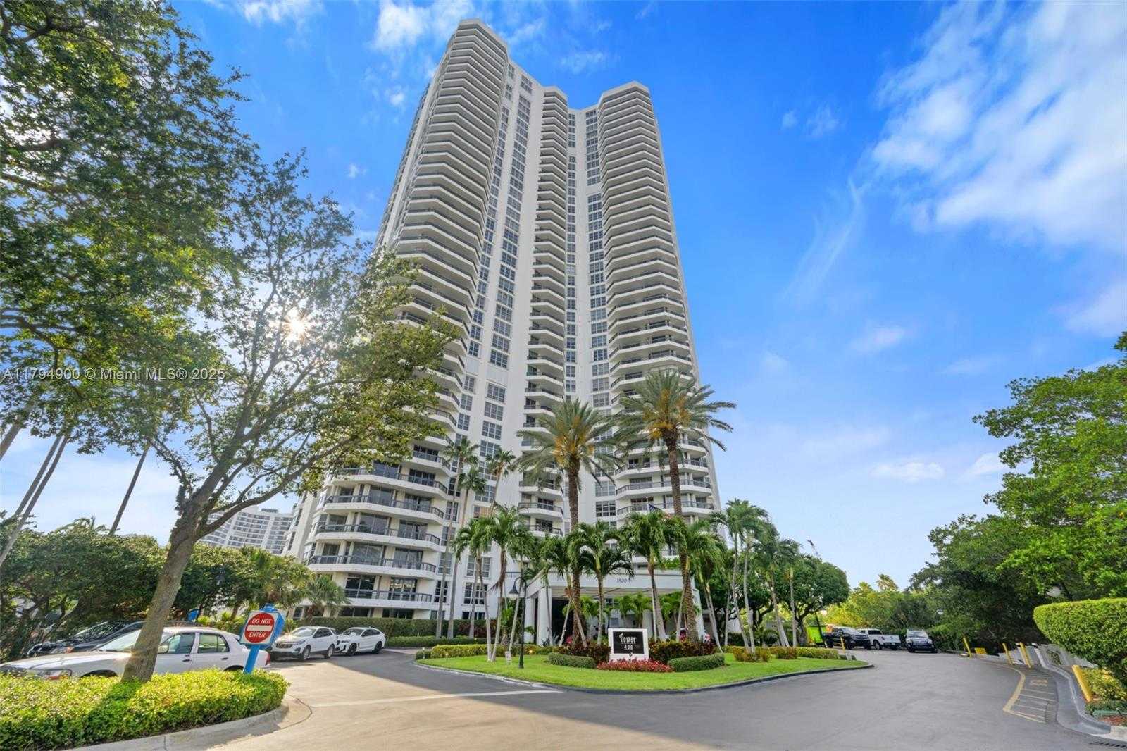 Small Image of 3500 MYSTIC POINTE DRIVE #2108, Aventura Number 12