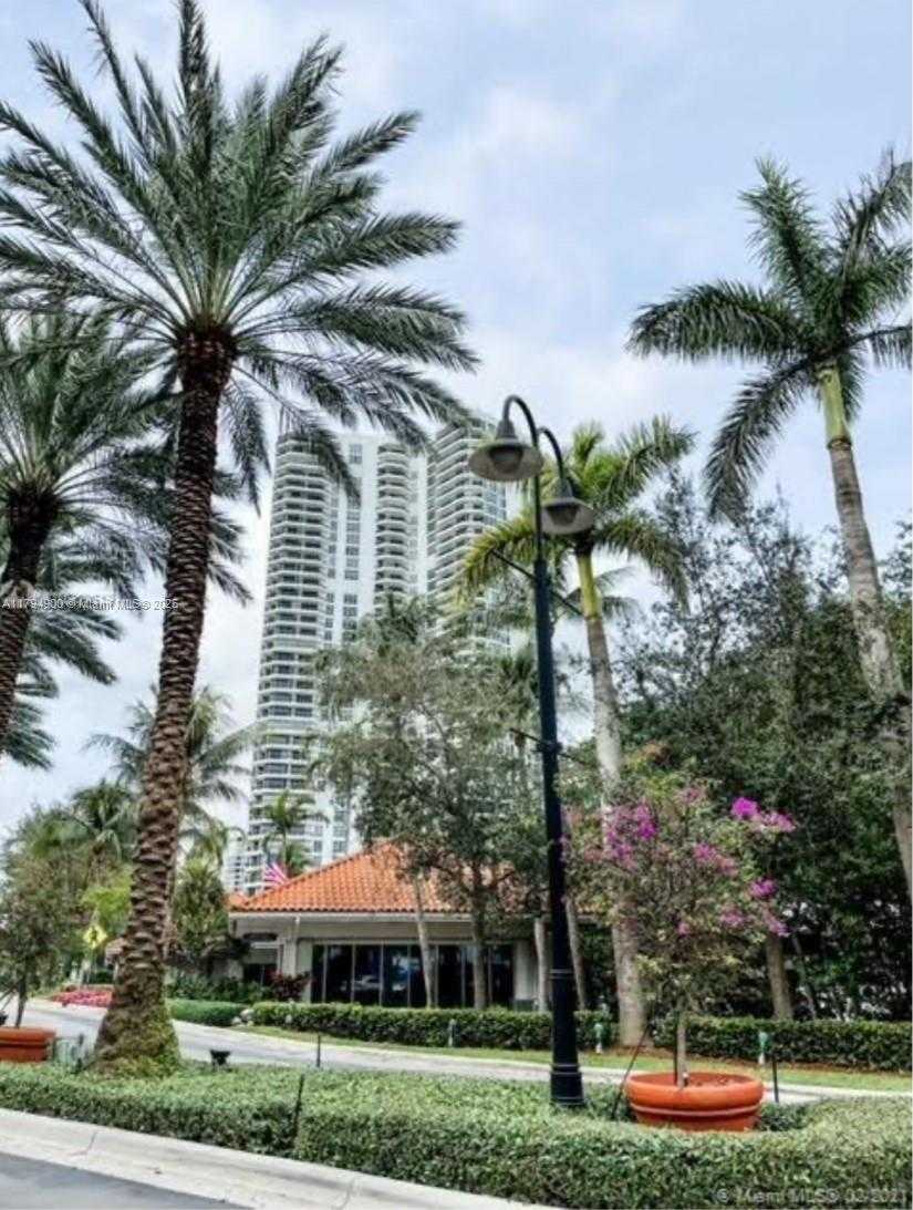 Small Image of 3500 MYSTIC POINTE DRIVE #2108, Aventura Number 32