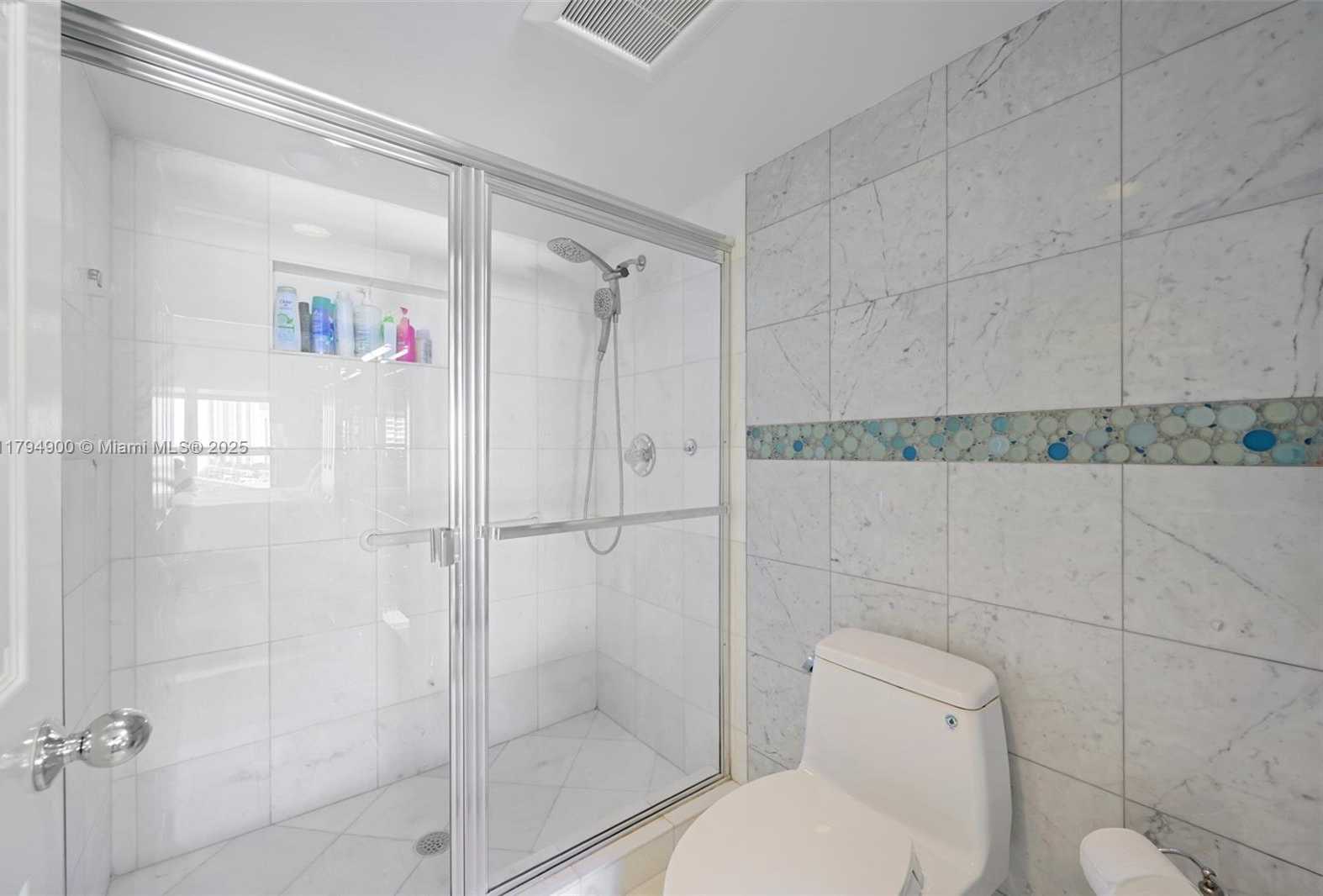 Small Image of 3500 MYSTIC POINTE DRIVE #2108, Aventura Number 37
