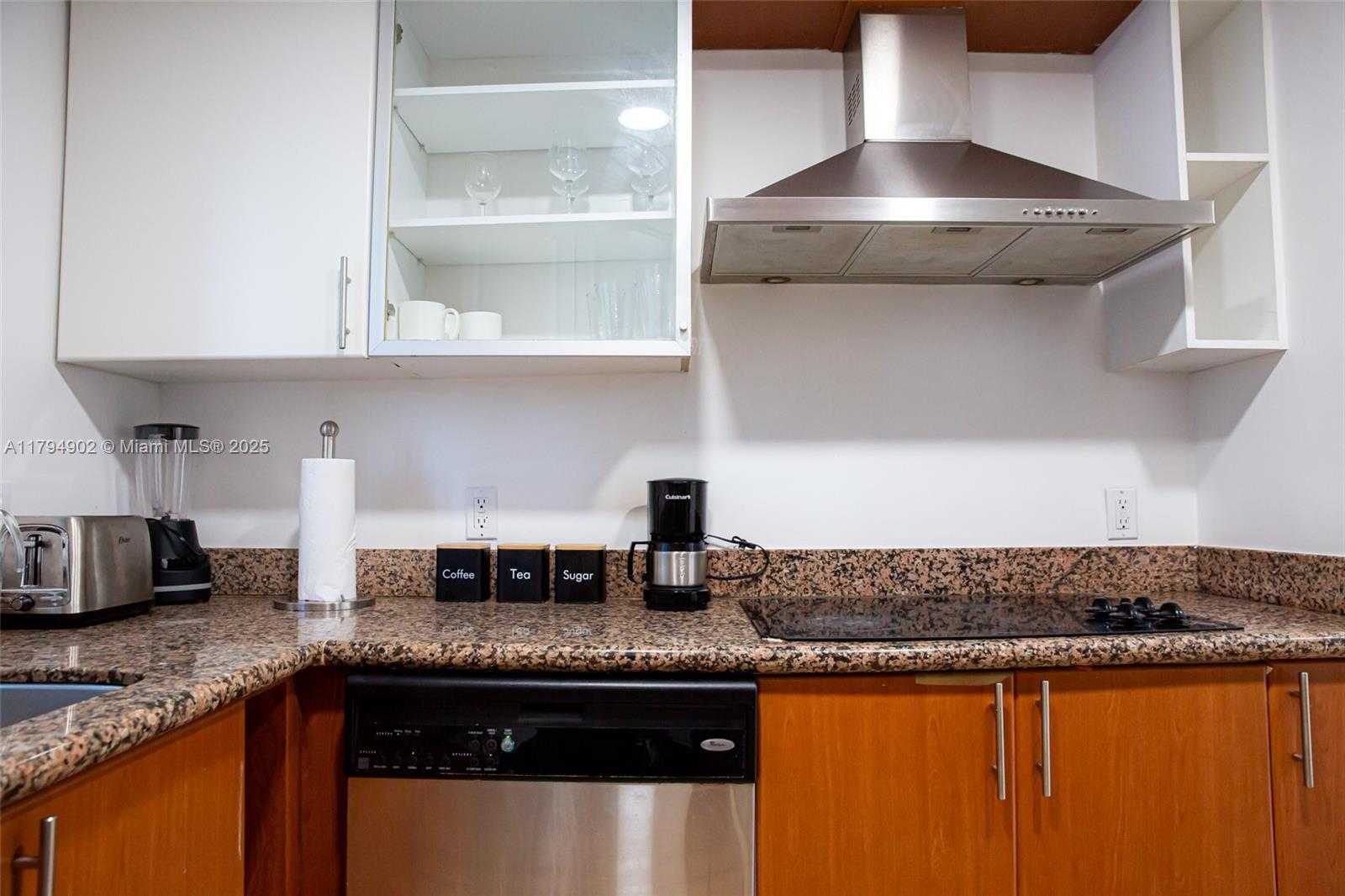 Small Image of 170 SOUTH EAST 14TH ST #1605, Miami Number 7