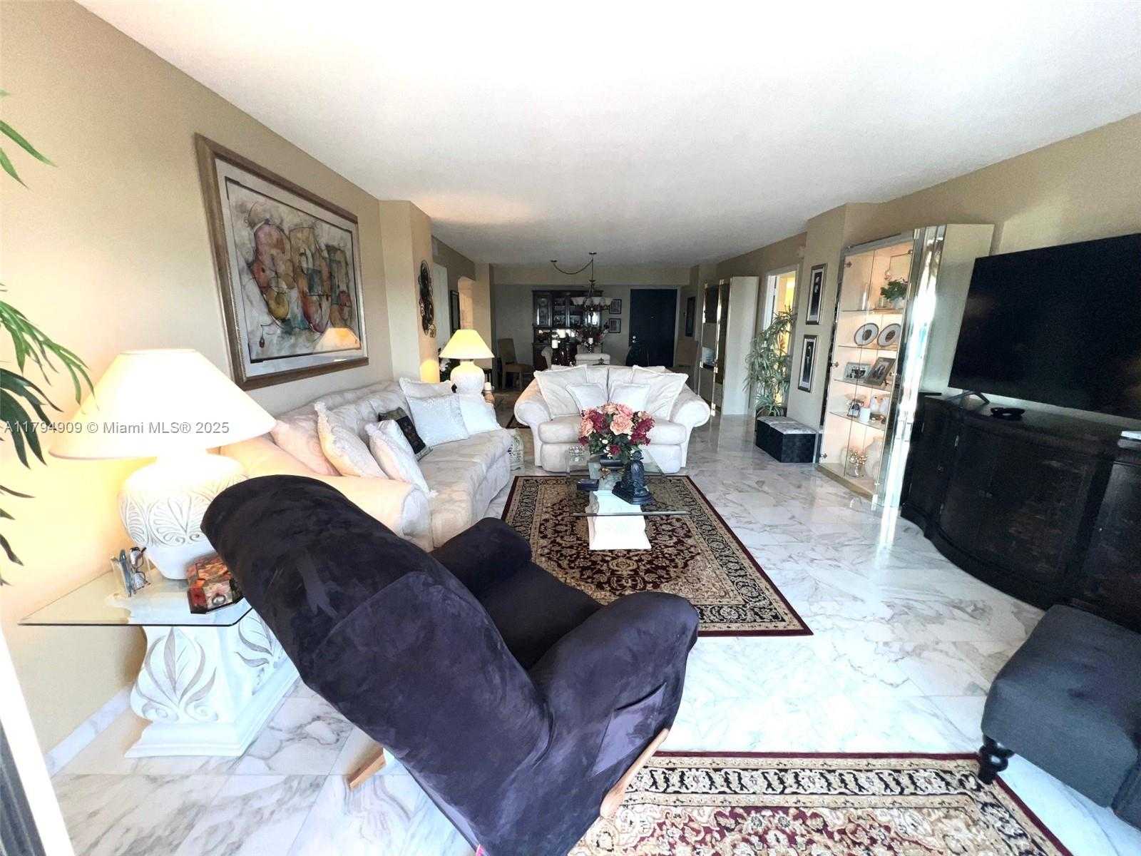 Small Image of 1500 SOUTH OCEAN DR #12K, Hollywood Number 12