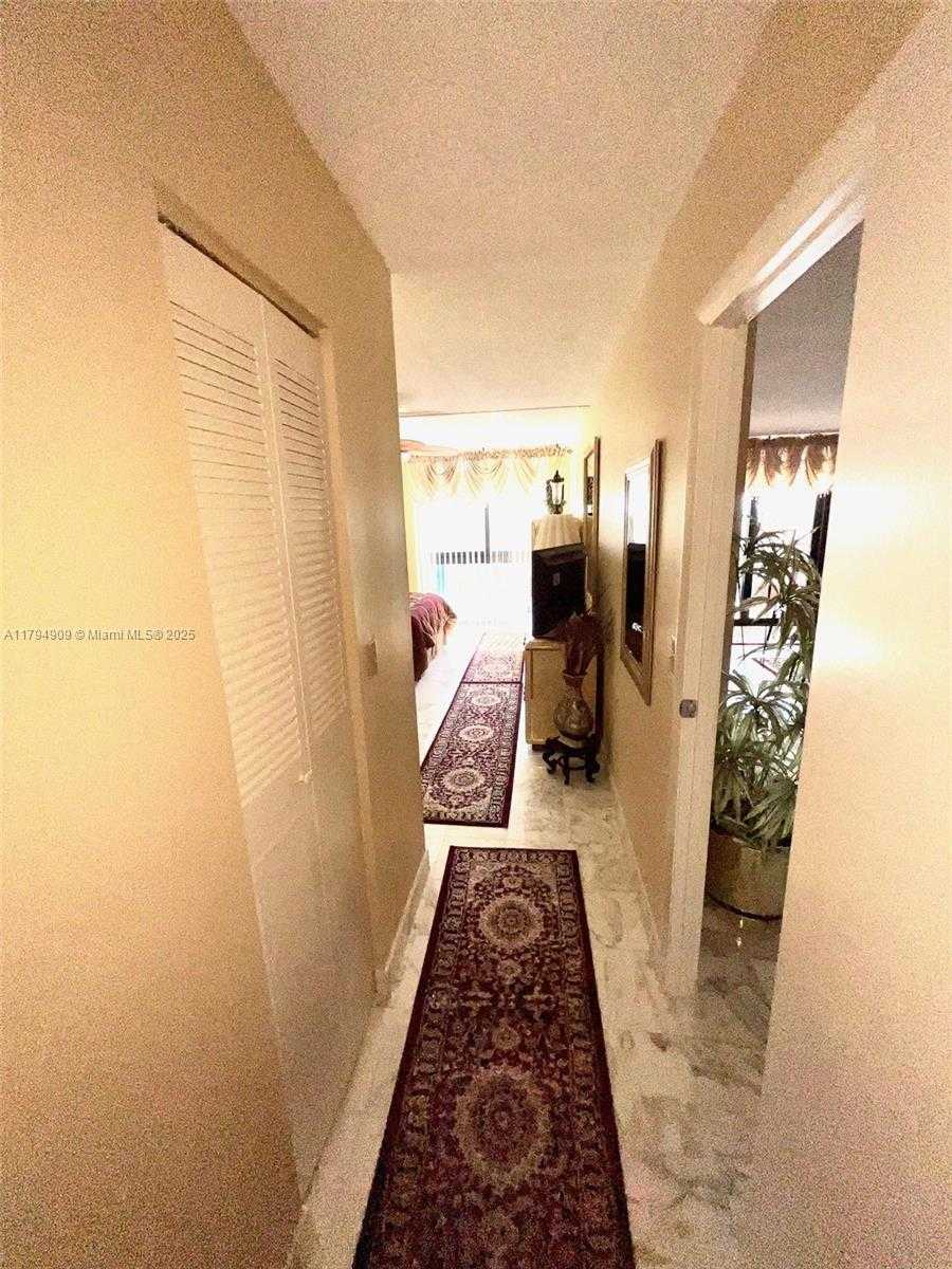 Small Image of 1500 SOUTH OCEAN DR #12K, Hollywood Number 20