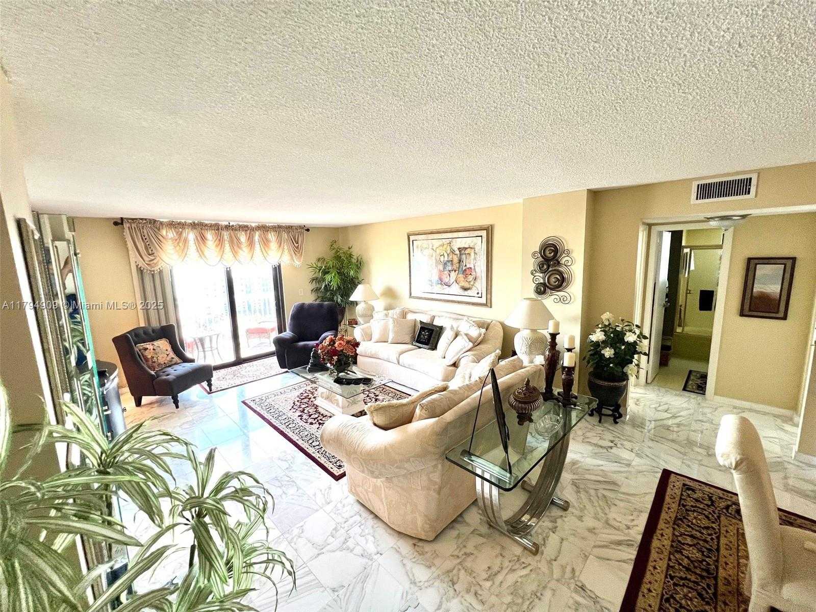 Small Image of 1500 SOUTH OCEAN DR #12K, Hollywood Number 22