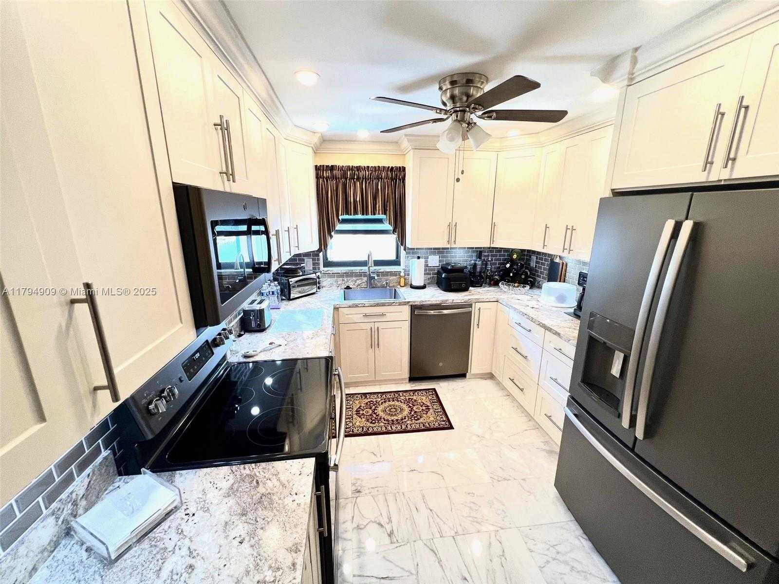 Small Image of 1500 SOUTH OCEAN DR #12K, Hollywood Number 24