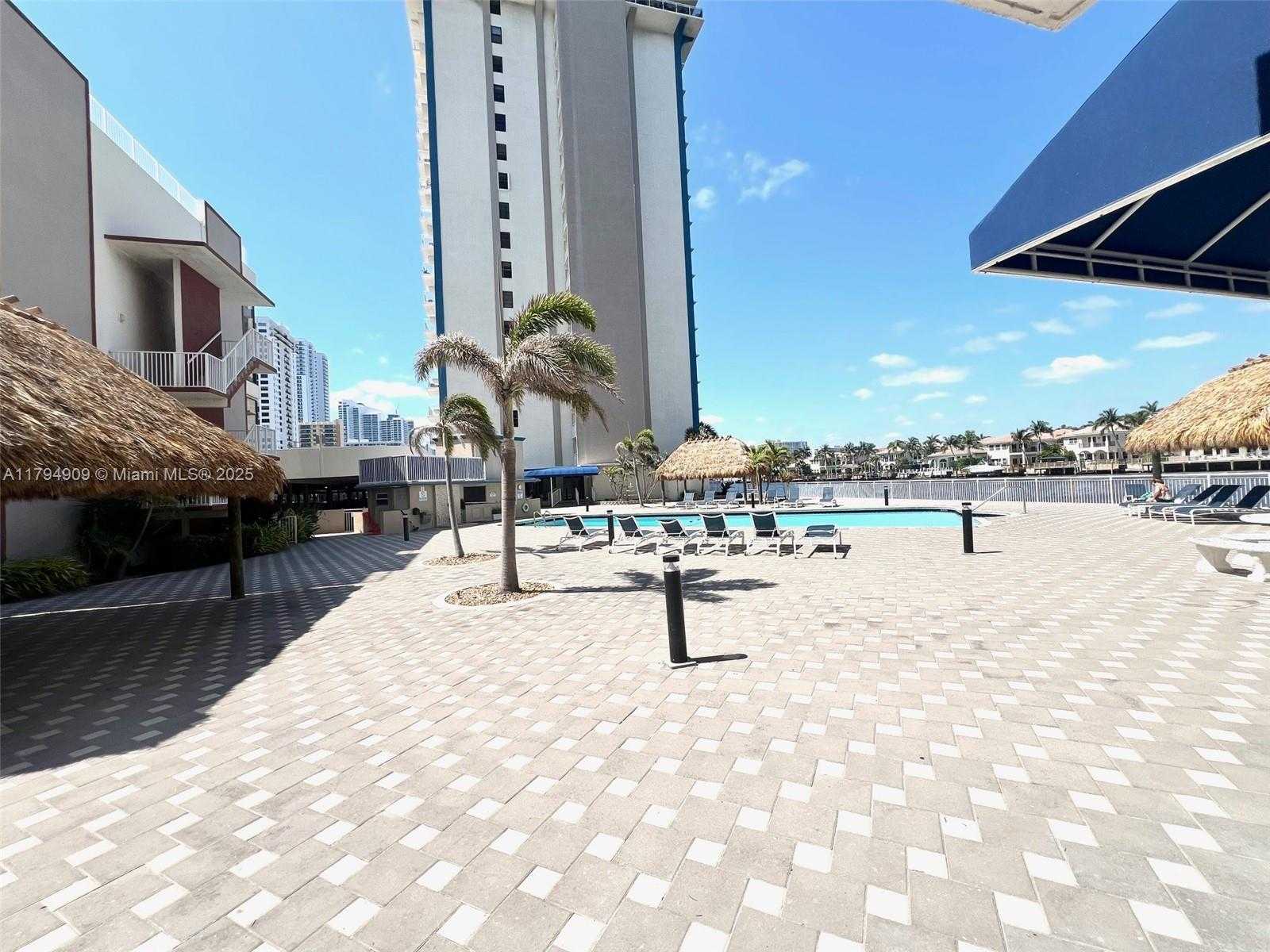Small Image of 1500 SOUTH OCEAN DR #12K, Hollywood Number 28