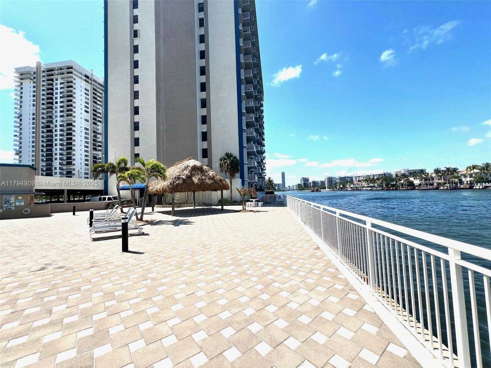 Small Image of 1500 SOUTH OCEAN DR #12K, Hollywood Number 30