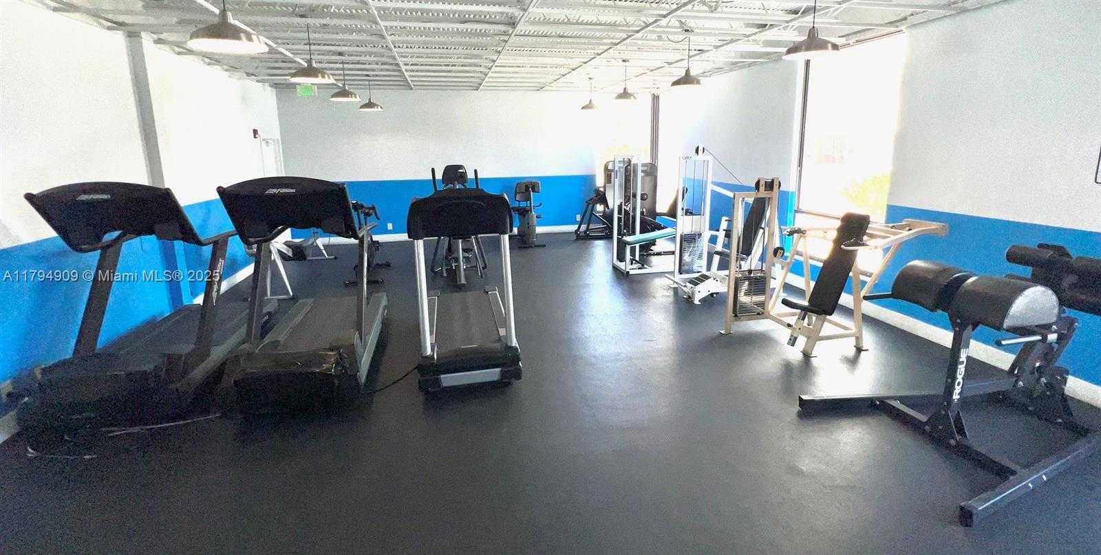 Small Image of 1500 SOUTH OCEAN DR #12K, Hollywood Number 38